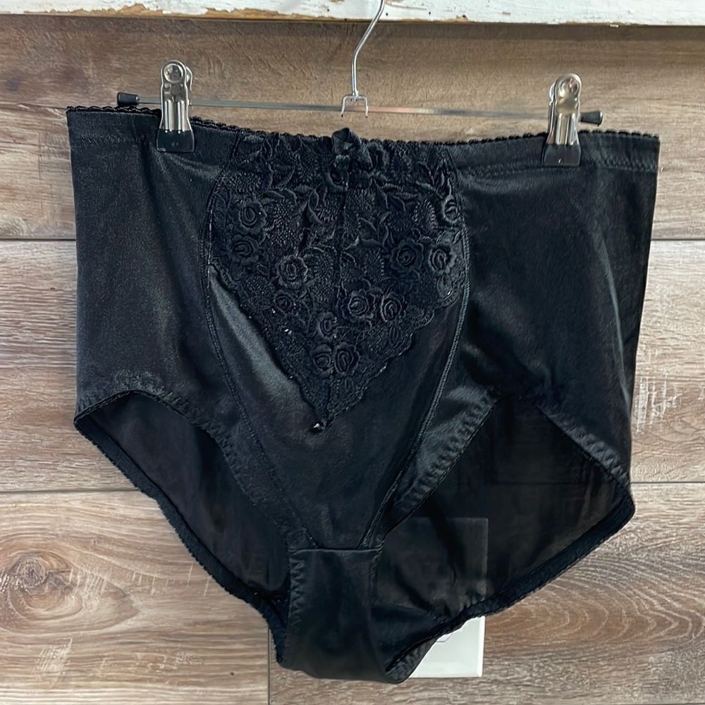Delta Burke Panty Girdle, Size 8 / 1X , Black, Vintage